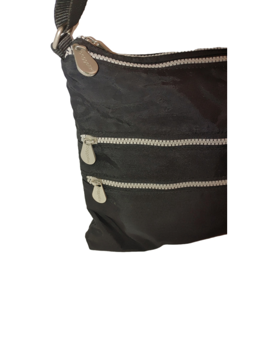 Baggallini Comrade 3-Zip Crossbody Bag in Black w. Sand Lining